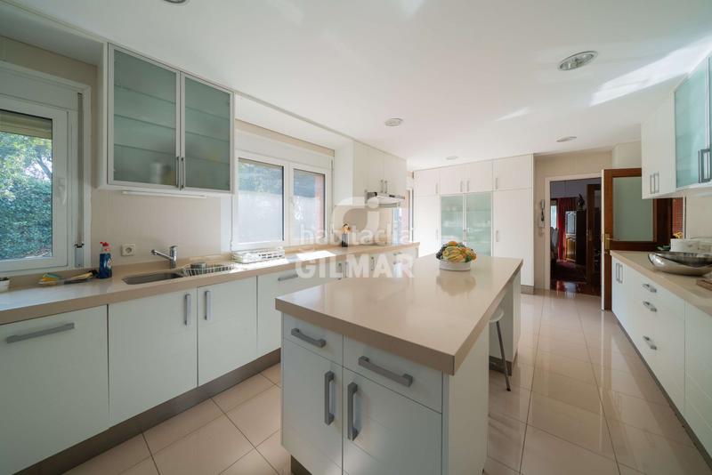 Foto c1140424-d346-49cc-8cd7-c6c0345f230f. Chalet mit parking pool in Ciudalcampo