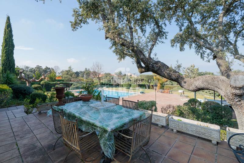 Foto d9fe70f0-cb2b-4292-b250-472341340602. Chalet mit parking pool in Ciudalcampo