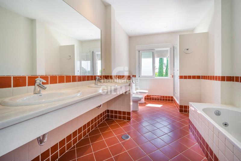 Foto 5d734ce7-4878-42cd-a137-623562a3da82. Chalet mit parking pool in Ciudalcampo