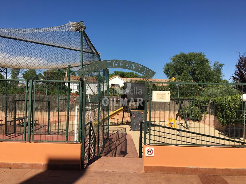 Foto 1ae783dc-a988-4adb-b436-b713544af148. Casa bifamiliare con camino riscaldamento parcheggio piscina in Algete