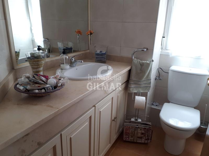 Foto 9147b074-01e2-4c16-9a03-1e418b05a9c5. Casa bifamiliare con camino riscaldamento parcheggio piscina in Algete