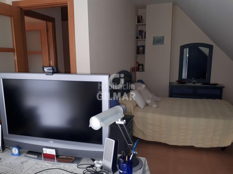 Foto d880c83f-bfd2-4011-9a38-05f8703ce86c. Casa bifamiliare con camino riscaldamento parcheggio piscina in Algete