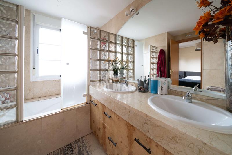 Foto 69361805-58e8-4213-8c7b-1c12411cea1b. Chalet mit heizung parking pool in Prado Norte Algete