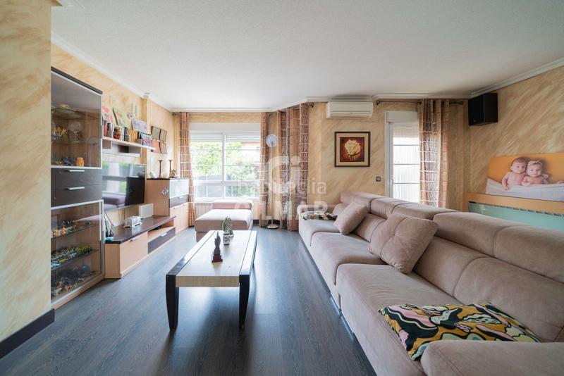 Foto 9cb8afc9-977e-4f7c-9dc9-27bdc53efbe5. Chalet mit heizung parking pool in Prado Norte Algete