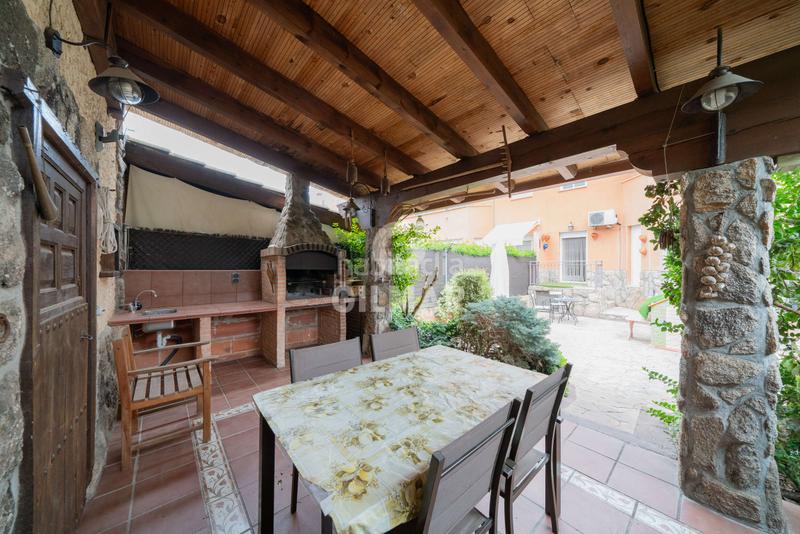 Foto ee892de6-3a54-4aa7-92b8-70624d376128. Chalet mit heizung parking pool in Prado Norte Algete