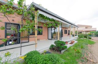 Chalet  Calle barcelona. Independiente. valdetorres