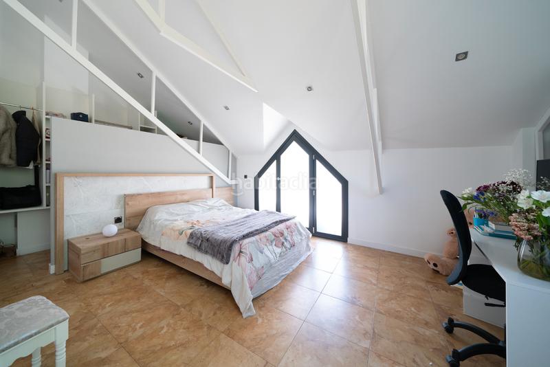 Foto 41d97b3b-17bb-46b2-85df-eda3c9c771ca. Chalet with fireplace parking pool in Valdetorres de Jarama