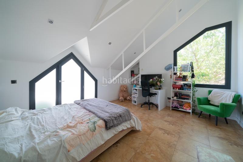 Foto 8ad20c2d-7db0-4037-8264-81fc45297e4a. Chalet with fireplace parking pool in Valdetorres de Jarama