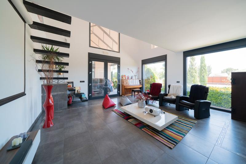 Foto 9300ede5-7b14-48ae-abec-afaa3b6596a4. Chalet with fireplace parking pool in Valdetorres de Jarama