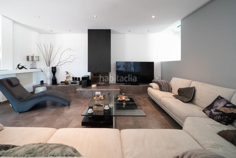 Foto c7e93f3d-75c9-4cea-bef5-71988d5e59f3. Chalet with fireplace parking pool in Valdetorres de Jarama