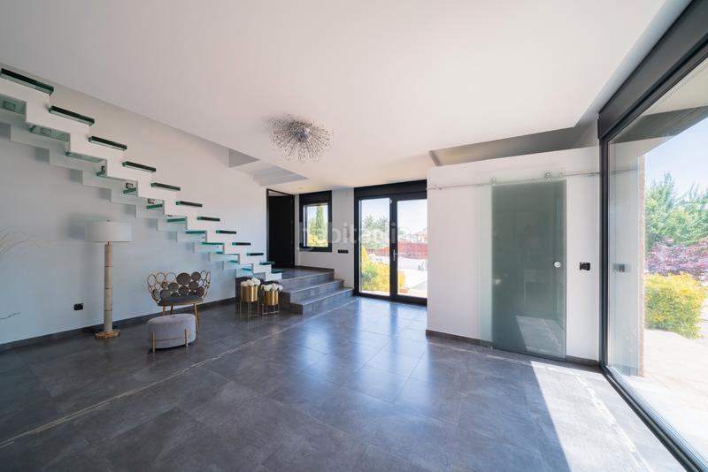 Foto e81dd6ab-3fb4-456b-a16c-8fee45b700ef. Chalet with fireplace parking pool in Valdetorres de Jarama