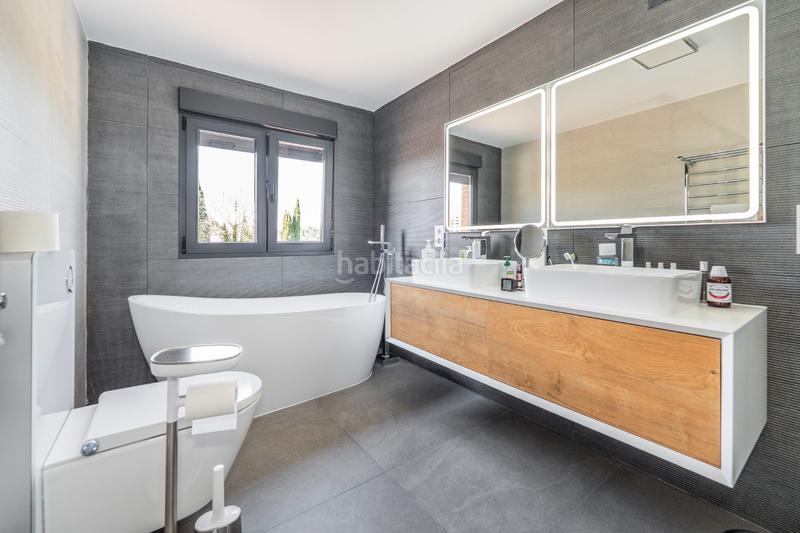 Foto 0111f3fe-f1dc-45d1-b0ef-c825548c020b. Chalet con camino riscaldamento parcheggio piscina in Santo Domingo