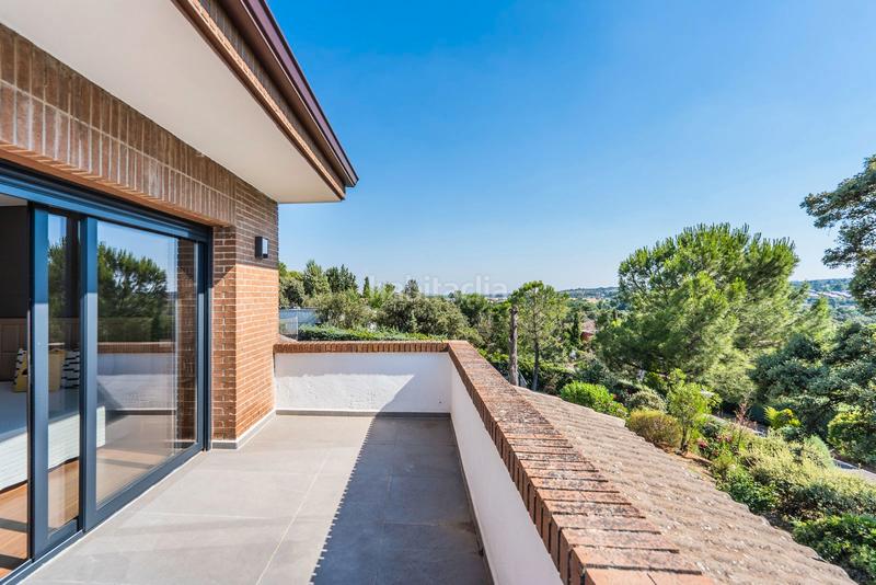 Foto 185560e7-9a88-4a03-a501-cd6cf923789d. Chalet con camino riscaldamento parcheggio piscina in Santo Domingo