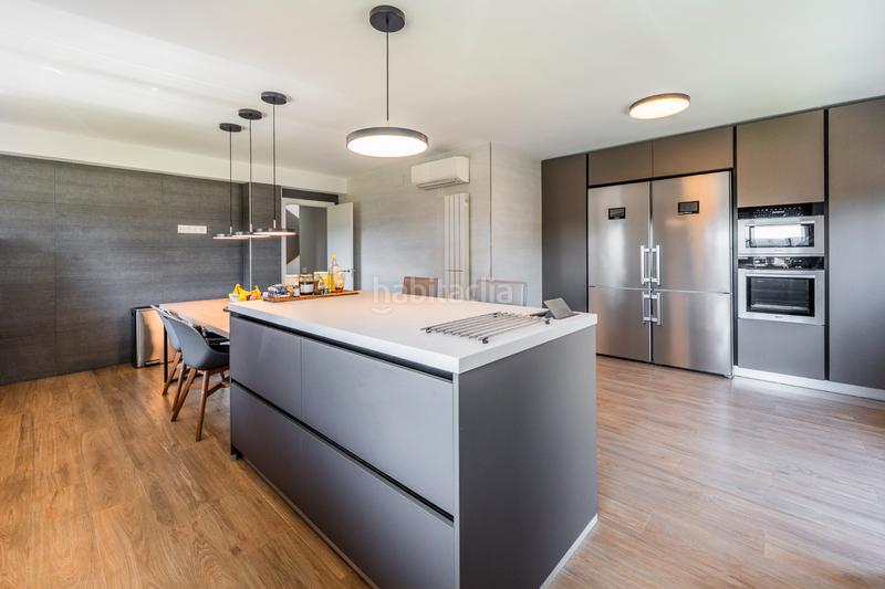 Foto 51fcbdf8-1bc9-4c90-9ab9-76804d5829ce. Chalet con camino riscaldamento parcheggio piscina in Santo Domingo