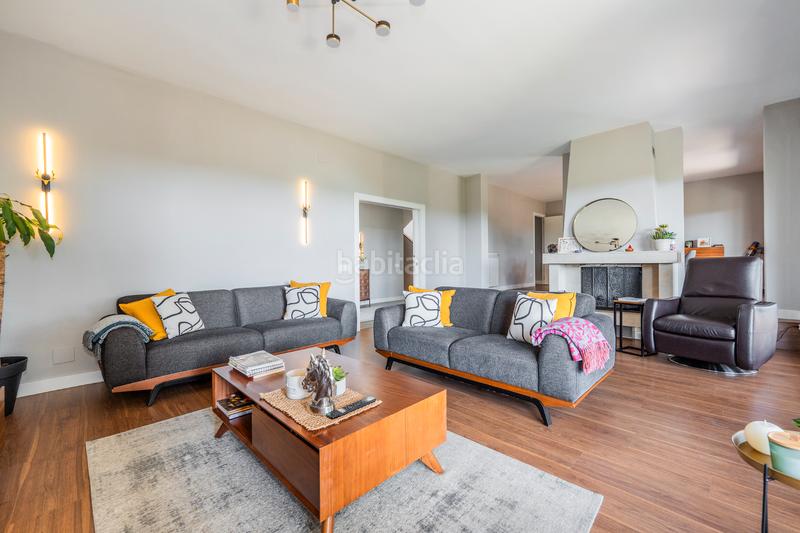 Foto 53a0fa82-3815-483e-b657-908c7e832c6c. Chalet con camino riscaldamento parcheggio piscina in Santo Domingo