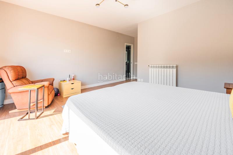 Foto 855b80f8-0175-4ee7-a765-ca20db97ff73. Chalet con camino riscaldamento parcheggio piscina in Santo Domingo