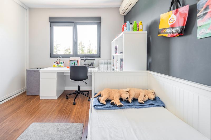 Foto 9b4c4034-82c9-4ec9-97d5-745042b3f8da. Chalet con camino riscaldamento parcheggio piscina in Santo Domingo