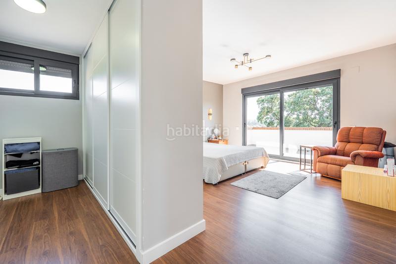 Foto dafac3a8-5af7-4493-8adb-5fcad339ed65. Chalet con camino riscaldamento parcheggio piscina in Santo Domingo