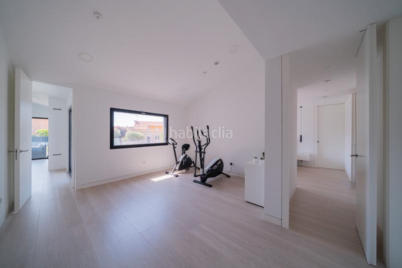 Foto 5492cd2d-4973-4dad-88f8-ddf9742818b3. Chalet avec cheminée chauffage parking piscine dans Guadalix de la Sierra