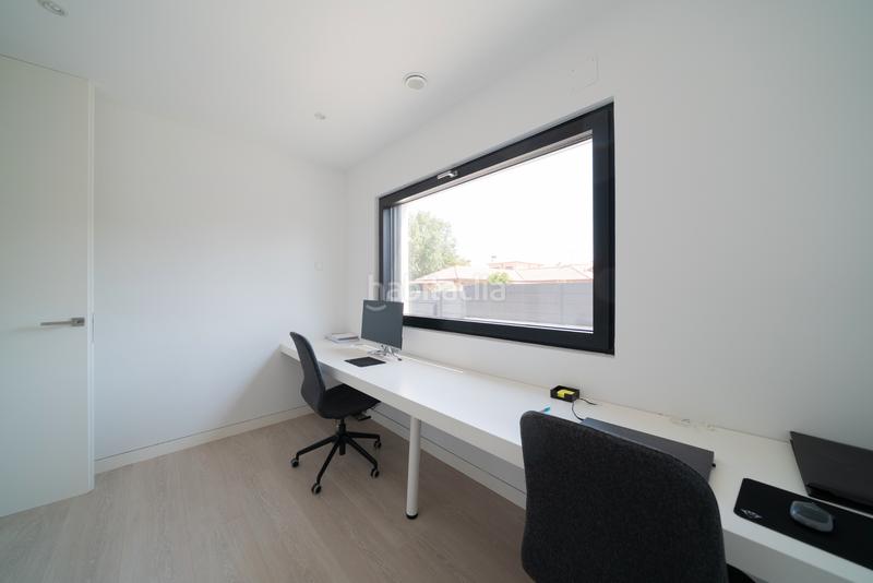 Foto 54db8d26-9c0e-4b9c-abc6-8dfc2d286f36. Chalet avec cheminée chauffage parking piscine dans Guadalix de la Sierra