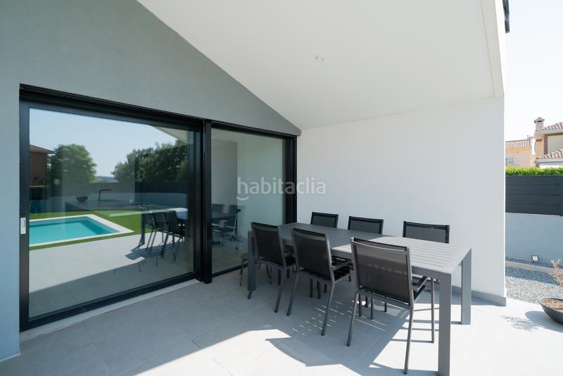 Foto f9ac4fb3-e06a-44e8-95e0-0d0b5f5968b4. Chalet avec cheminée chauffage parking piscine dans Guadalix de la Sierra