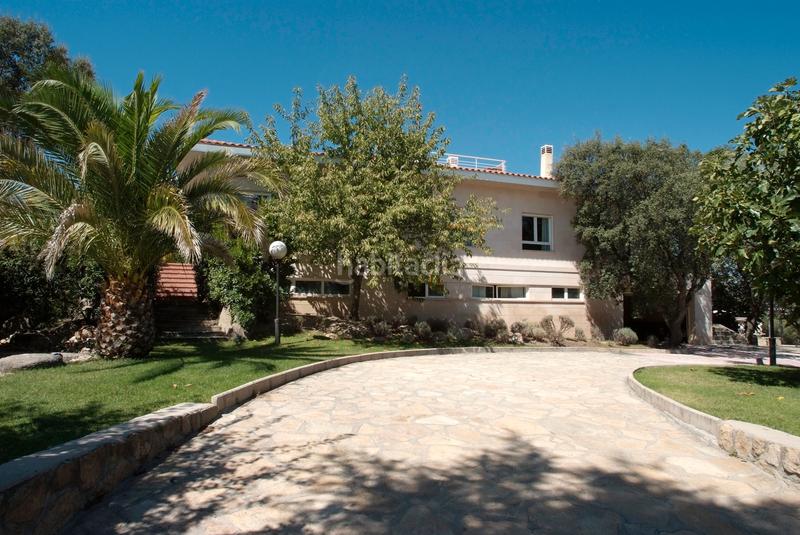 Foto d072fd20-a038-4bbd-8d2f-27a9e6f99ffd. Chalet con camino riscaldamento piscina in Ciudalcampo