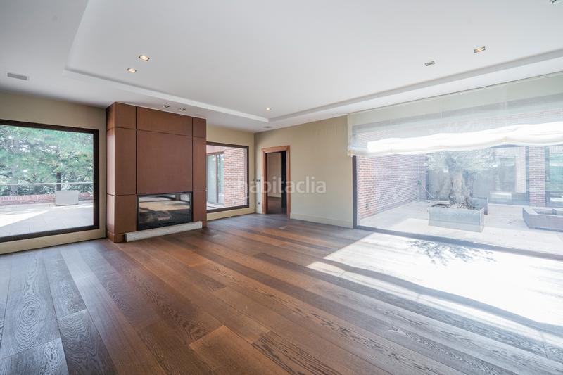 Foto 014352e1-ec9c-439e-892b-36ce00cdb037. Chalet con camino riscaldamento parcheggio piscina in Ciudalcampo