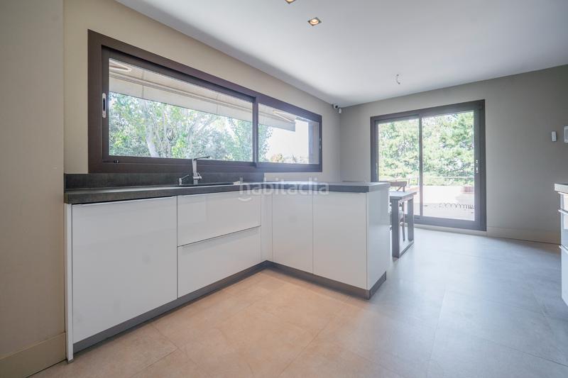 Foto 83c21d5c-f113-4bc6-9c20-2e9ede4a6206. Chalet con camino riscaldamento parcheggio piscina in Ciudalcampo