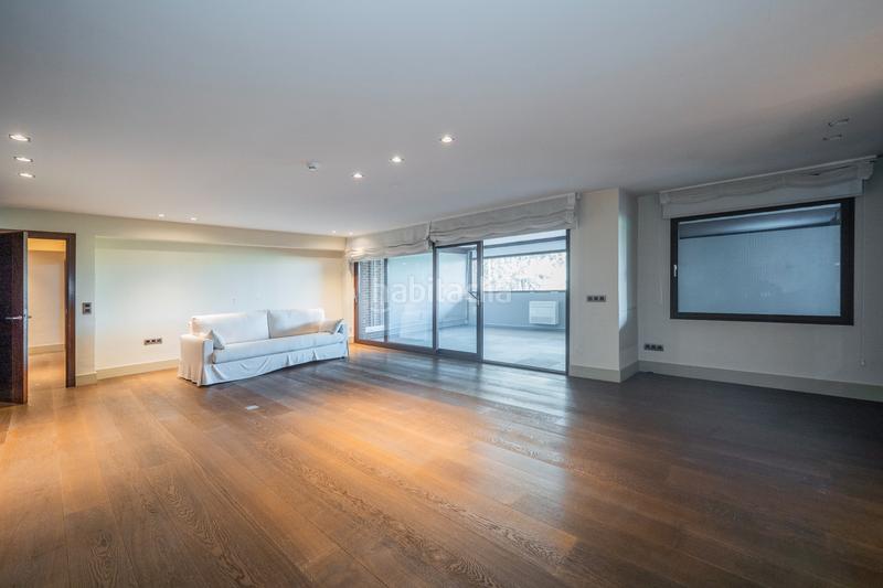 Foto 92d5714d-06ef-495f-963d-eab45ef9f838. Chalet con camino riscaldamento parcheggio piscina in Ciudalcampo