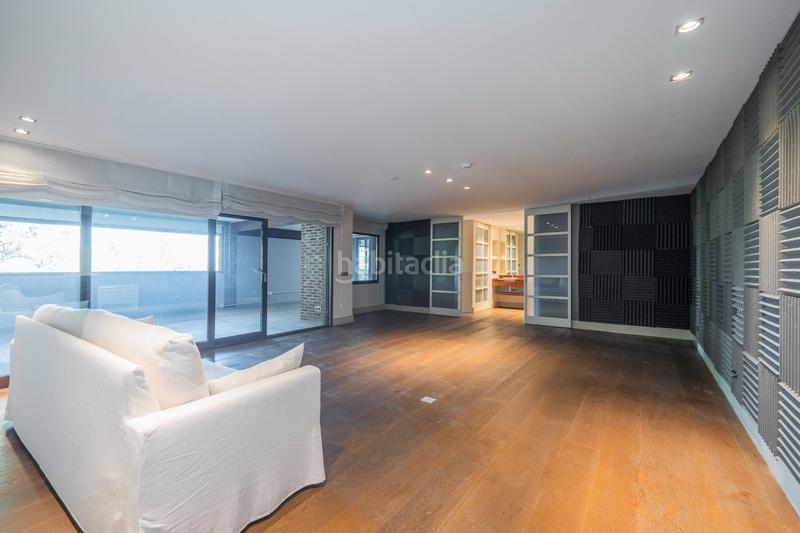 Foto afab563b-efaa-4ba2-8a52-3d2ff6de31da. Chalet con camino riscaldamento parcheggio piscina in Ciudalcampo