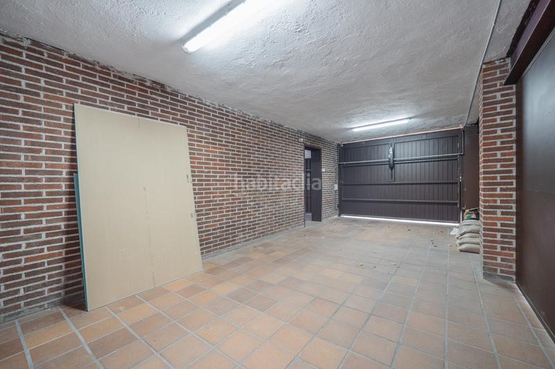 Foto caec6feb-4bf8-4813-96b7-6770e56b13d6. Xalet amb xemeneia calefacció aparcament piscina a Ciudalcampo