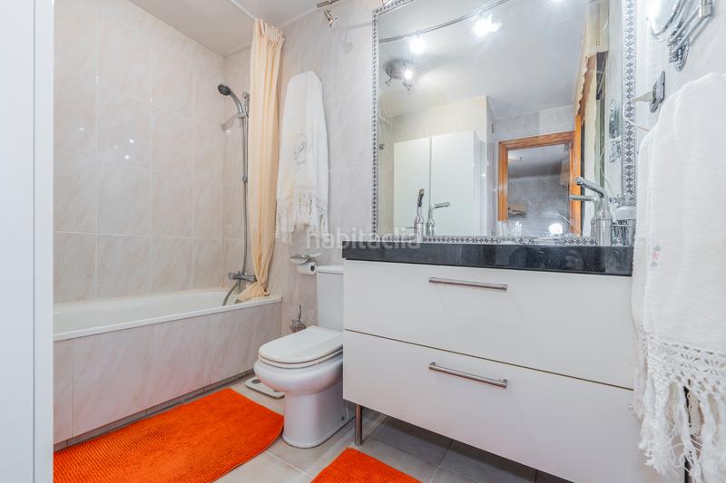 Foto 7f112289-f66d-41ac-a618-e6101c29f870. Reihenhaus mit heizung in Algete centro Algete