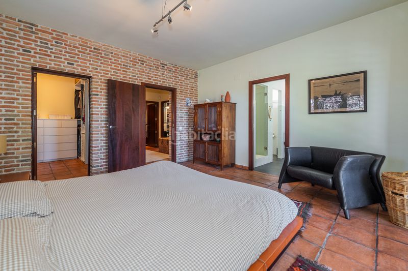 Foto a2057911-9366-4fb9-84dc-46b80fa705b1. Chalet en Casar (El)