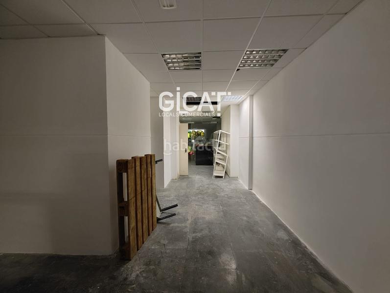 Foto 43d40bc3-b9a9-4add-b302-0bb4bd3b8b85. Alquiler local comercial magnífico local en el eixample en Barcelona