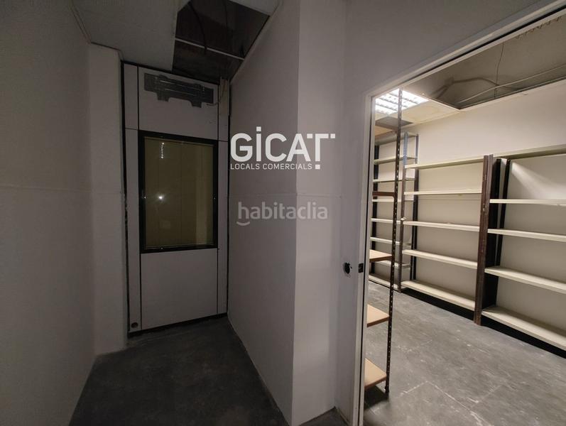 Foto 6c89ff99-24f8-466d-8608-c8fde921ca08. Alquiler local comercial magnífico local en el eixample en Barcelona