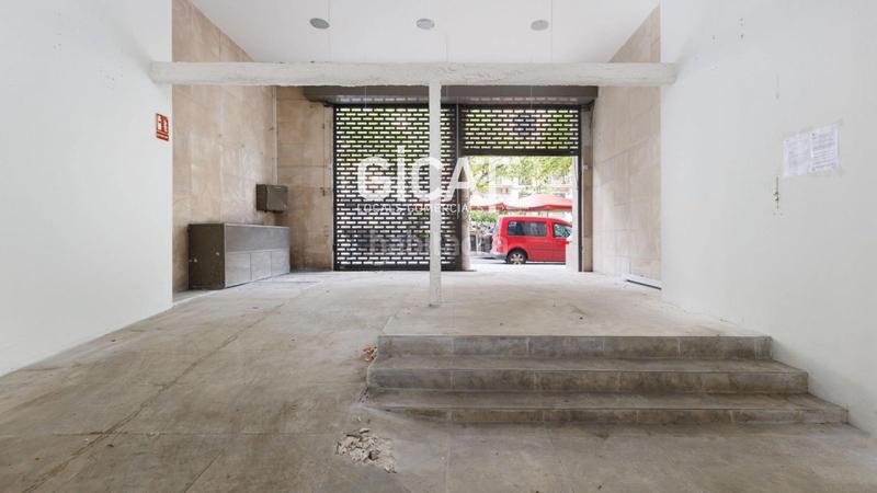 Foto 7a8bbebd-70dc-4dcf-b376-c33688c6df8a. Lloguer local comercial a Dreta de l´Eixample Barcelona