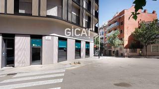 Location Local commercial  Varsvia. Local en alquiler