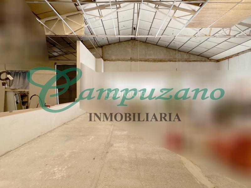 Foto 6c319229-db33-4bb3-a490-4332a3cd3112. Industrial building in calle de seúl 16 in Humanes de Madrid