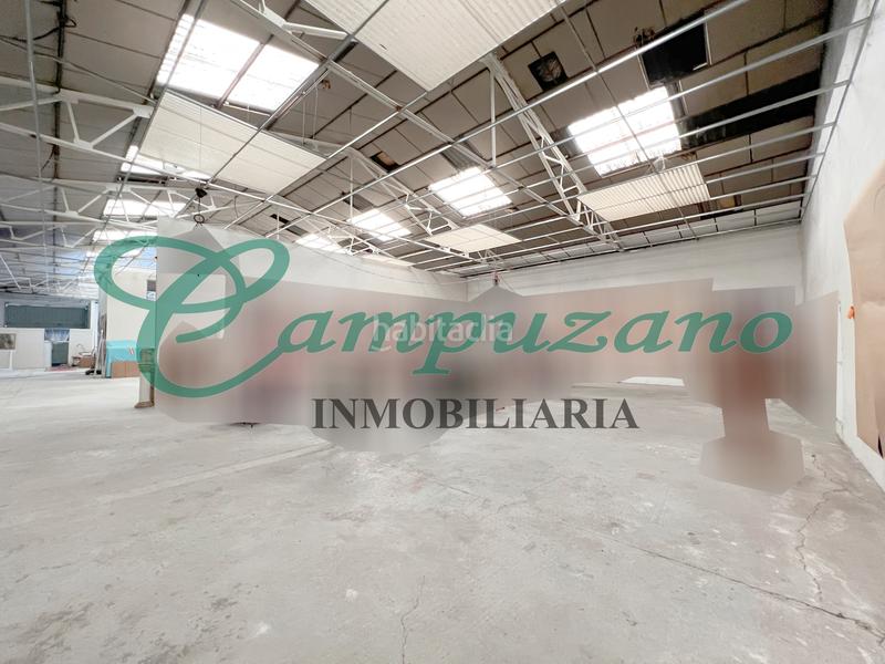 Foto cd7ec4b6-cbd6-48d7-9fab-326a09e3488d. Industrial building in calle de seúl 16 in Humanes de Madrid