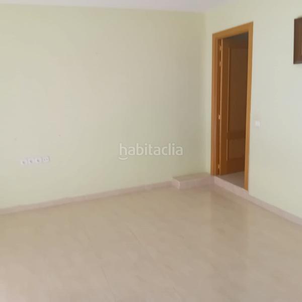 Foto a53a0ecf-dbed-47bf-9269-013a649c087f. Casa adossada a calle de leon ruiz ruiz 13 a La Montaña - El Cortijo Aranjuez