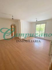 Pis  Calle menorca 12. Se vende estupendo piso en humanes, en la zona el barrial con 10