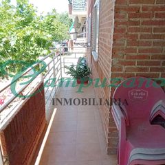 Flat  Calle real 12. Se vende este magnífico y amplio piso en primera planta de mas d
