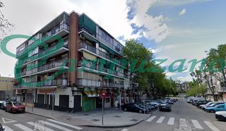 Appartamento  Calle de villajoyosa 95. Piso en villaverde con ascesor y 3 habitaciones