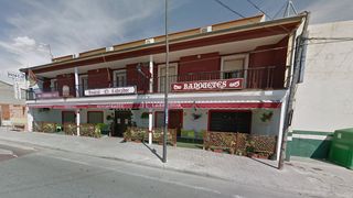 Building in Calle carrretera aranjuez 35. Se vende magnífico edificio hotelero