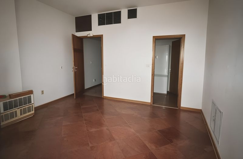 Foto ceaedff0-5722-4fa4-9bc2-204365ae6ea9. Business premise in La Alhóndiga Getafe