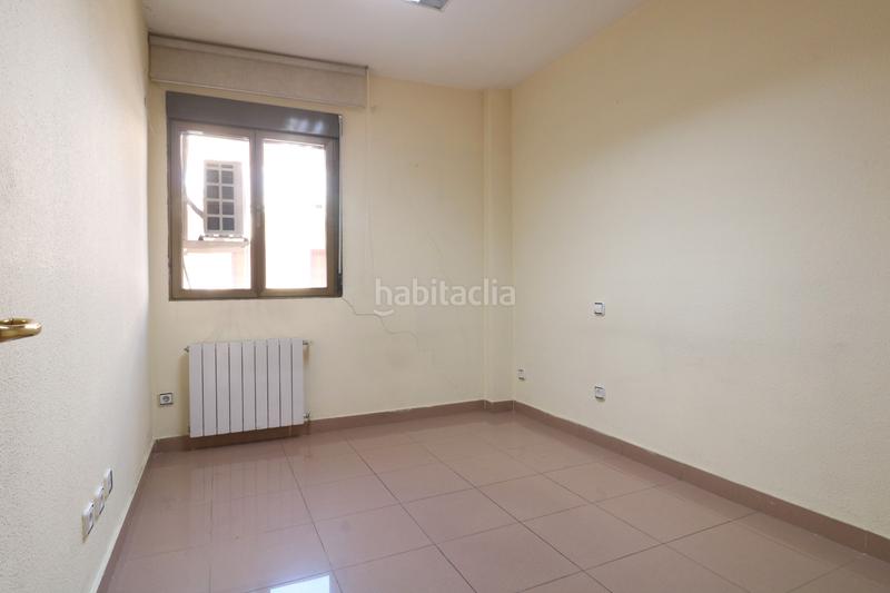 Foto 06e7f172-263f-482a-afe5-f03ec0095a99. Piso en calle madrid 62 en Centro Getafe