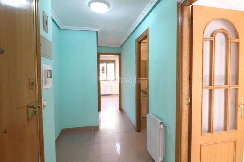 Foto 2c3f5ae3-adb3-4f1d-ad21-ae62886d99ae. Piso en calle madrid 62 en Centro Getafe