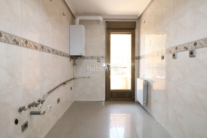 Foto 33f32a27-1e95-461a-bec0-3f433d469ac6. Piso en calle madrid 62 en Centro Getafe