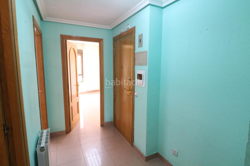 Foto cee7cc32-19e8-4b21-9373-ace3257fb962. Piso en calle madrid 62 en Centro Getafe