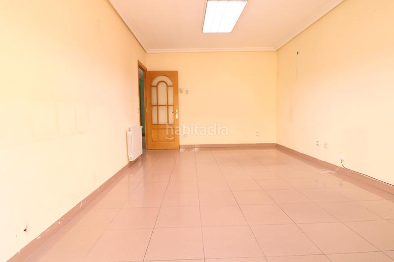 Foto fd726fe8-b4e9-4c6c-80a6-4d273b34ff8f. Piso en calle madrid 62 en Centro Getafe